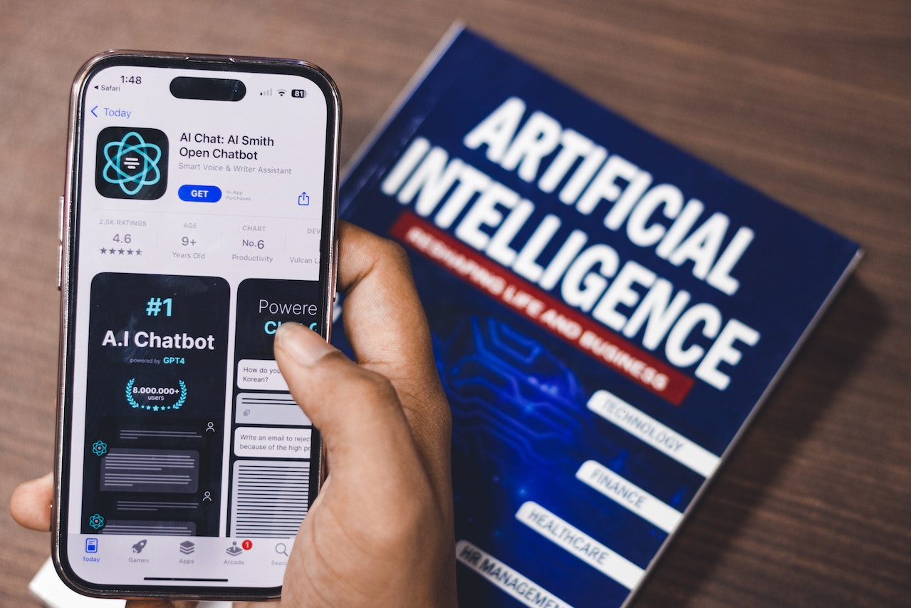 Artificial Intelligence And Machine Learning In Digital Marketing
